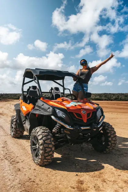 /book-tours/Curacao-Activities/UTV-Expeditions-11.webp